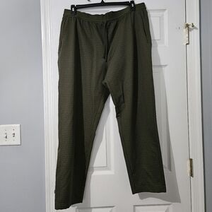 NWOT: Men's Old Navy Textured Woven Performance Joggers - XL